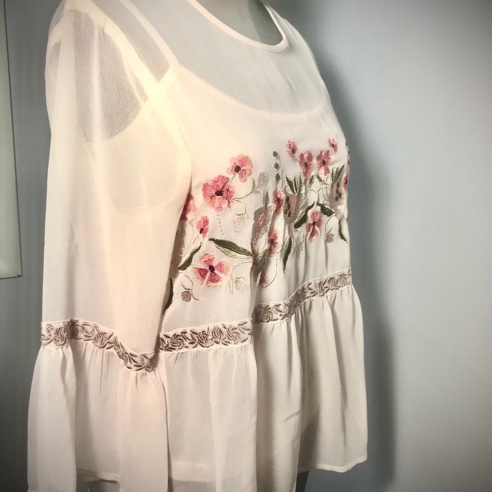 Miss Selfridge very light pink top size US 6